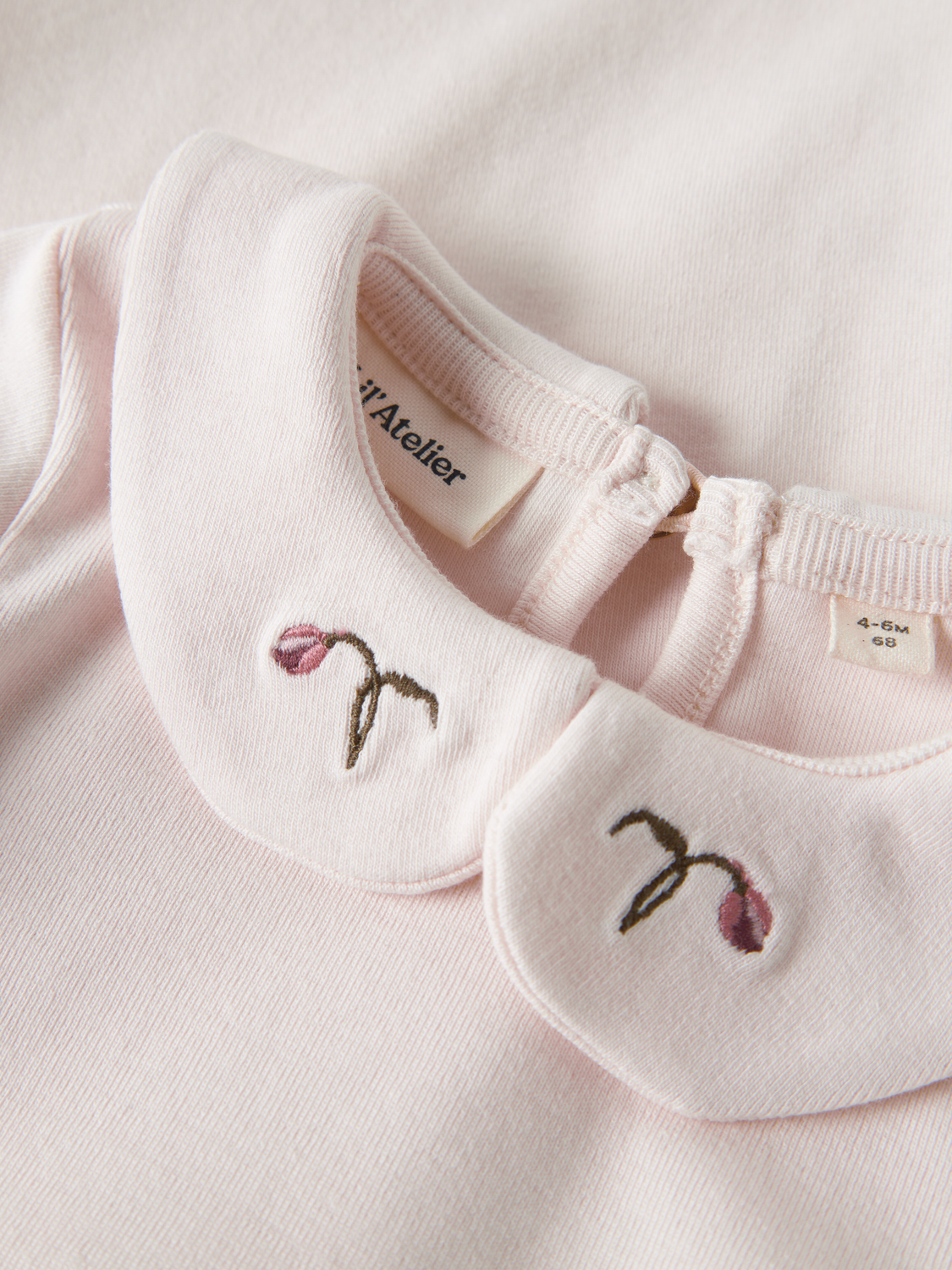 model_shot-front_full